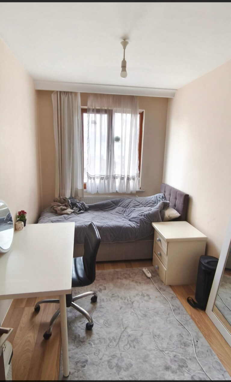 ATEŞEHİRDE GÜVENLİKLİ SİTEDE